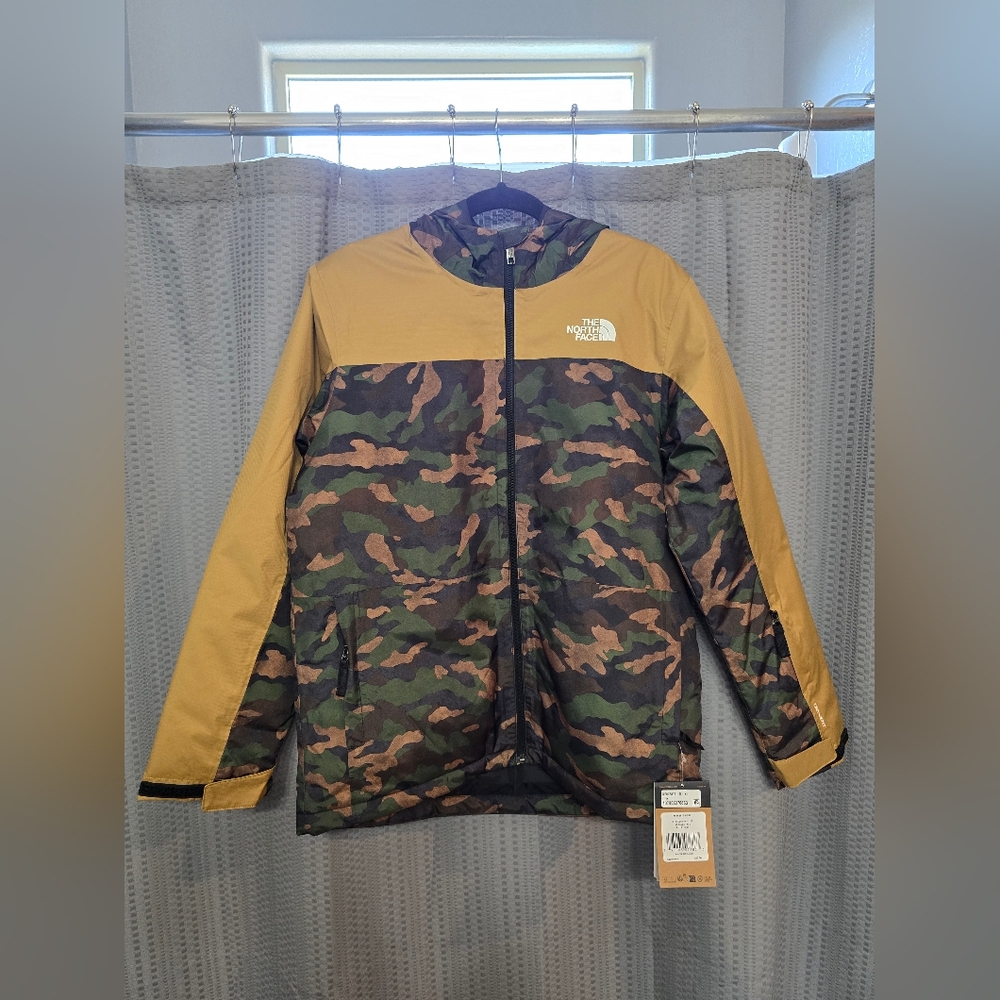 The North Face Camo and Tan Jacket - Youth XL (14/16)
